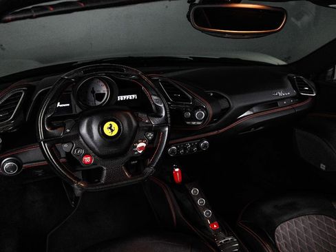 Used 2016 Ferrari 488 Spider Spider image 16