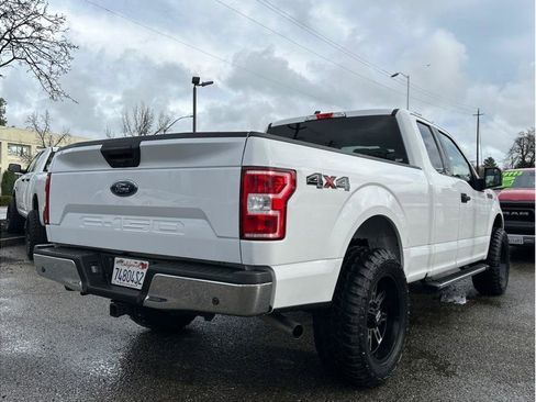 Used 2019 Ford F150 XLT w/ Trailer Tow Package image 8
