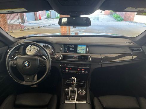 Used 2013 BMW 740Li xDrive AWD/4WD image 19