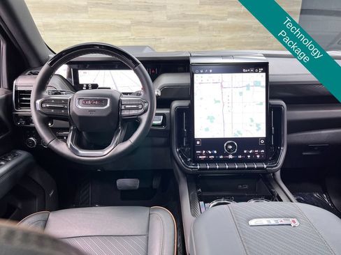 Used 2026 GMC Yukon XL AT4 w/ AT4 Premium Plus Package AWD/4WD image 2
