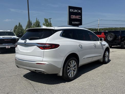Used 2020 Buick Enclave Essence w/ Sound and Sites Package image 7