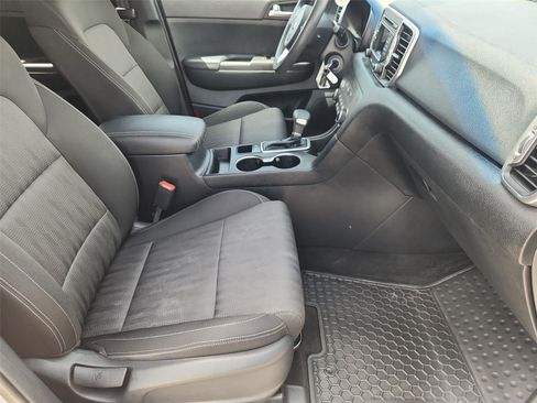 Used 2019 Kia Sportage LX FWD image 25