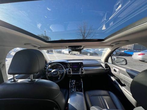 Used 2022 Kia Sorento FWD image 16