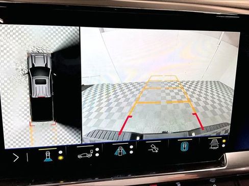 Used 2025 Chevrolet Silverado 2500 LT w/ Trail Boss Package image 27