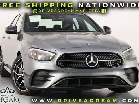 Used 2022 Mercedes-Benz E 350 Sedan w/ AMG Line Exterior image 2