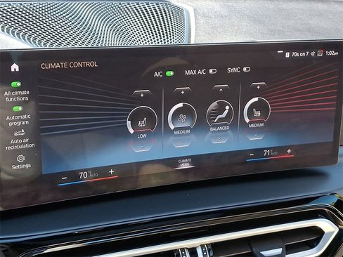 Used 2023 BMW 230i xDrive Coupe w/ Premium Package image 17