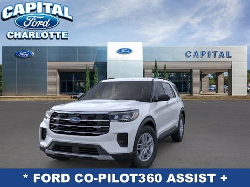 New 2026 Ford Explorer Active RWD image 2