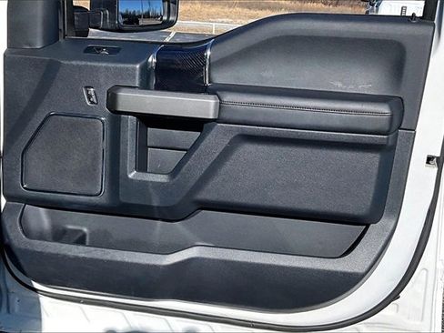 Used 2022 Ford F250 Platinum w/ Tremor Off-Road Package image 29