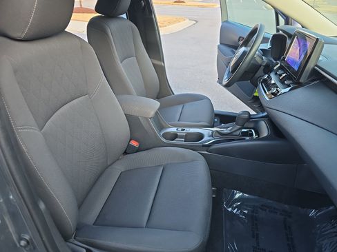 Used 2024 Toyota Corolla LE image 10