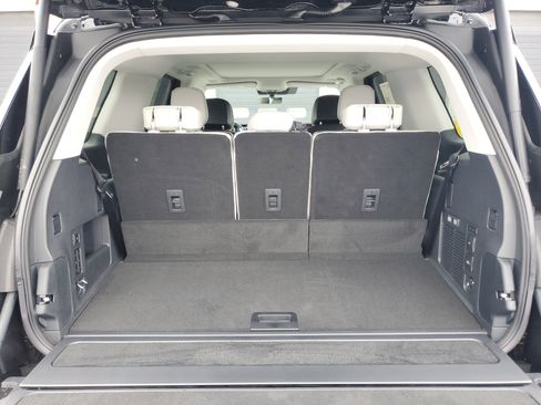 New 2025 Lincoln Navigator Reserve image 32