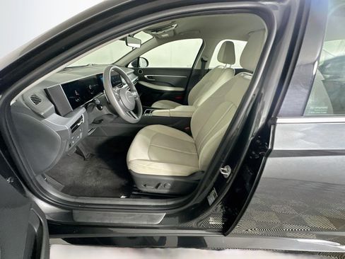 Used 2025 Hyundai Sonata SEL FWD image 13