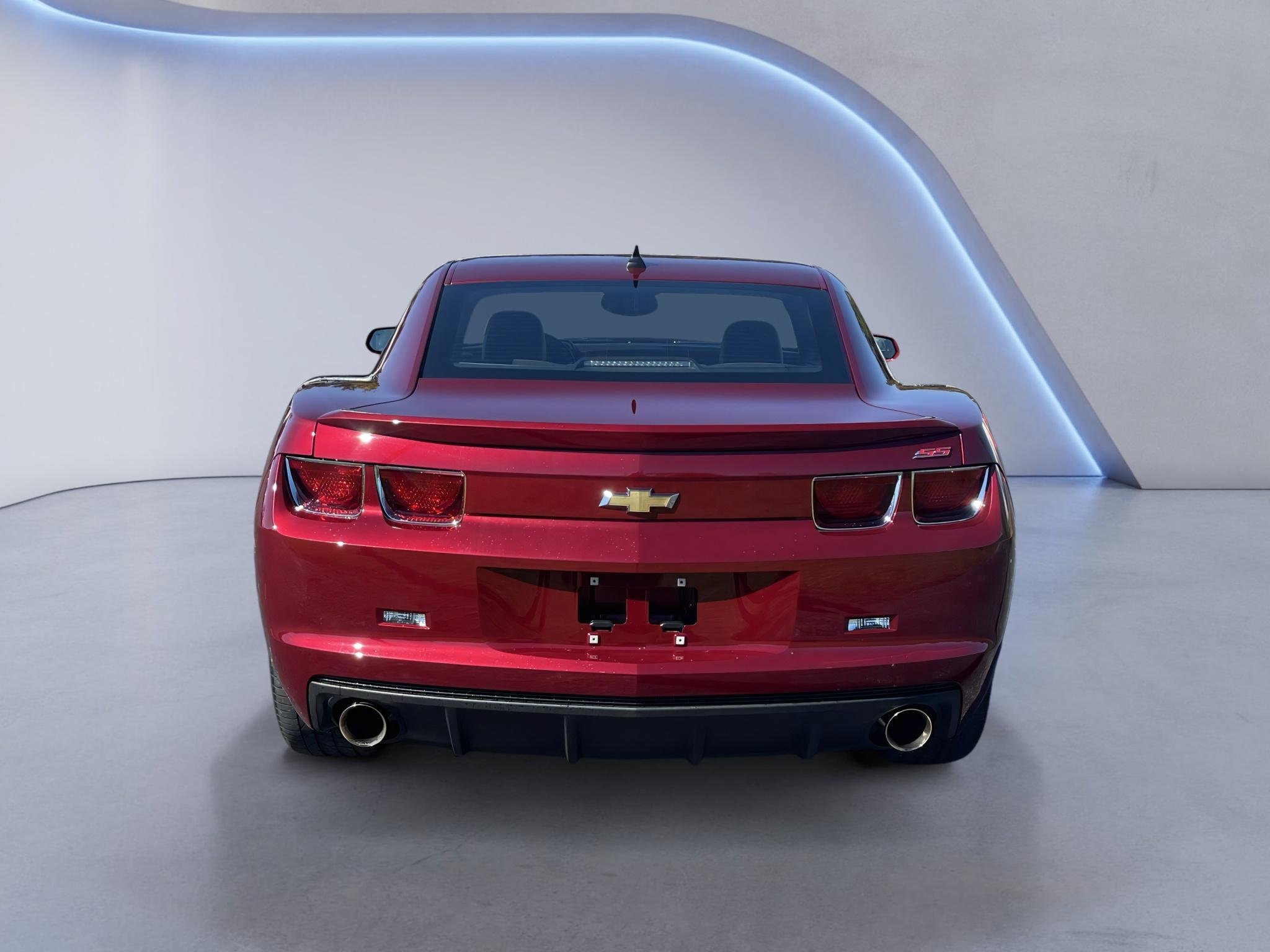 Used 2010 Chevrolet Camaro SS w/ RS Package RWD image 4