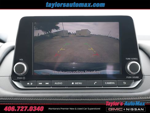Used 2025 Nissan Rogue SV AWD/4WD image 16