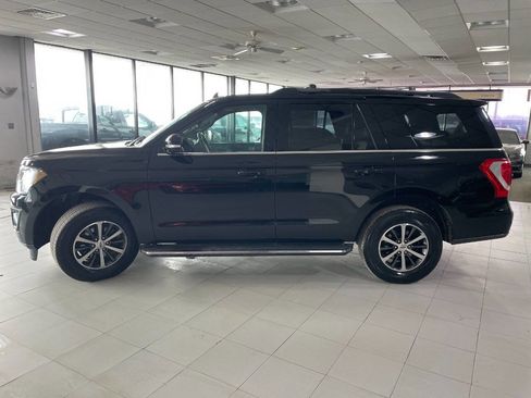 Used 2020 Ford Expedition XLT w/ Equipment Group 202A image 4