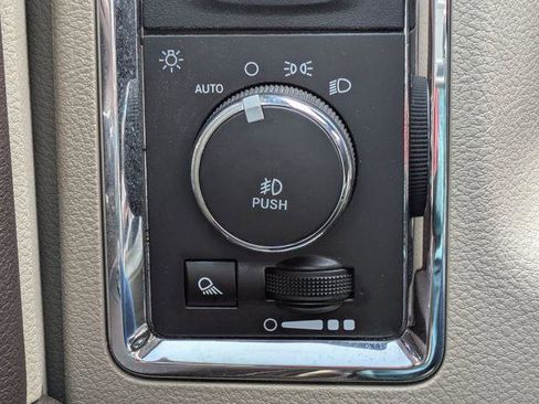 Certified 2018 RAM 2500 Laramie w/ Convenience Group AWD/4WD image 28