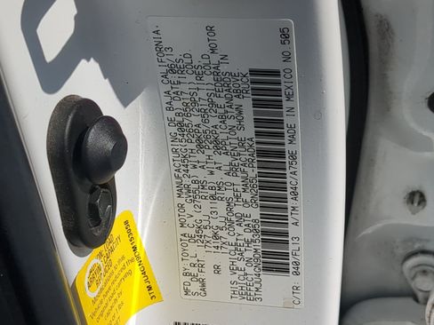 Used 2013 Toyota Tacoma PreRunner image 62