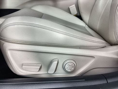 New 2026 Genesis G70 2.5T RWD image 14