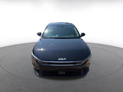 Used 2025 Kia K4 LXS FWD image 4