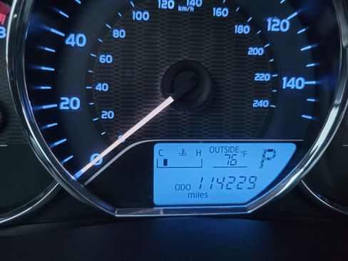 Used 2014 Toyota Corolla LE FWD image 40