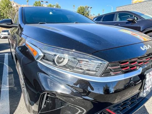 Certified 2022 Kia Forte GT-Line w/ GT-Line Premium Package FWD image 3