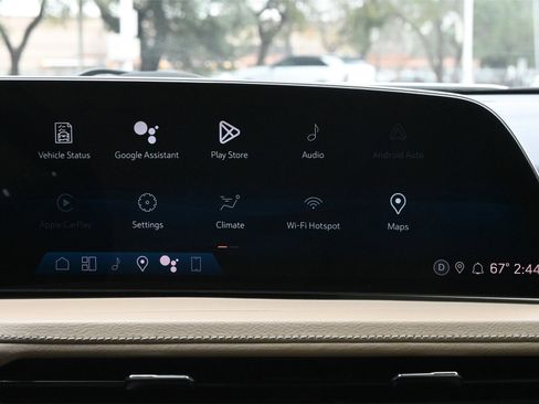 Certified 2024 Cadillac XT4 Luxury w/ Cold Weather Package image 12