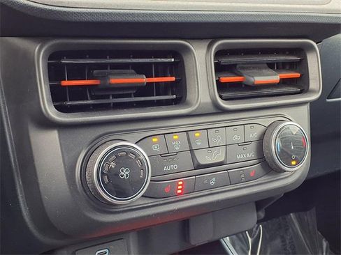 Certified 2023 Ford Maverick XLT w/ XLT Luxury Package image 14