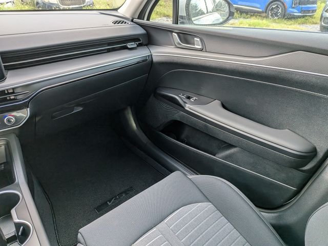 New 2026 Kia K5 LXS FWD image 18