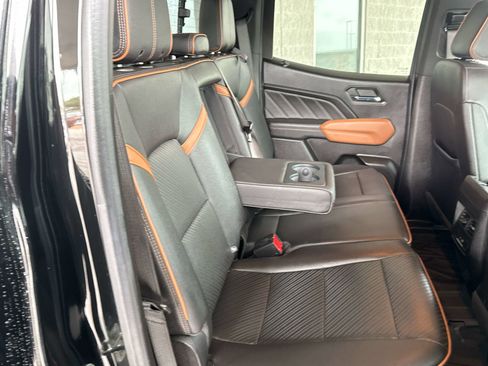Used 2023 GMC Canyon AT4 w/ AT4 Premium Package AWD/4WD image 14