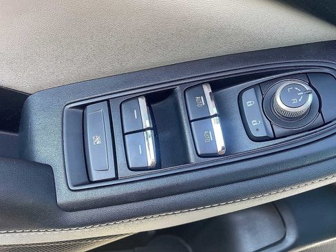 Used 2022 Subaru Forester Limited image 17