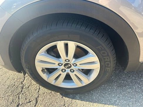 Used 2019 Kia Sportage LX FWD image 8
