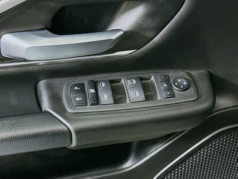 Used 2022 RAM 1500 Big Horn image 15