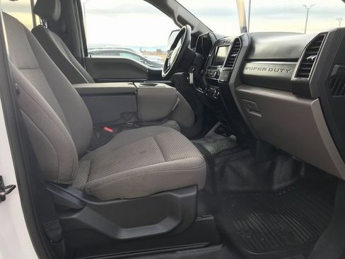 Certified 2022 Ford F350 XLT w/ XLT Value Package image 17