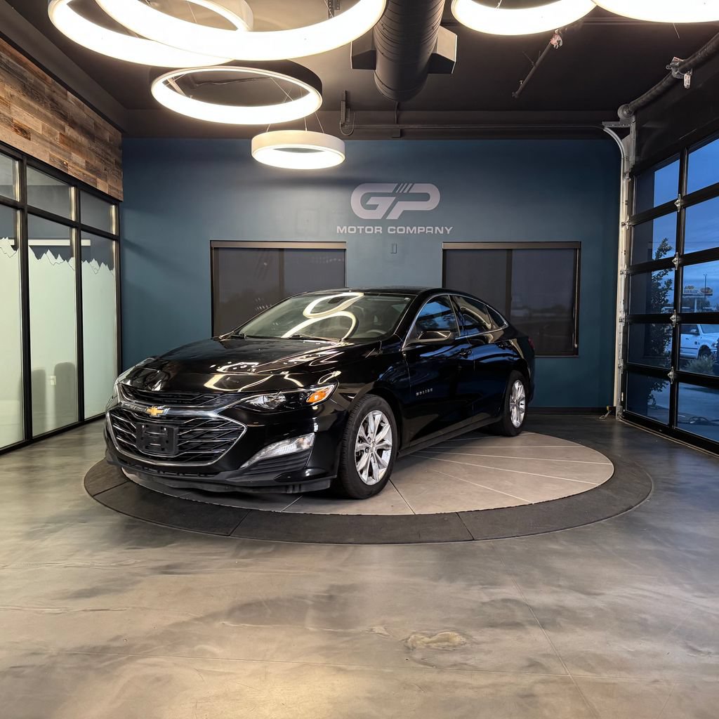 Used 2022 Chevrolet Malibu LT FWD image 7