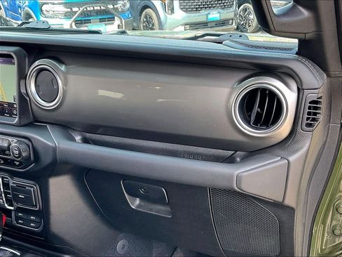 Used 2021 Jeep Wrangler Unlimited Sahara w/ Dual Top Group image 12