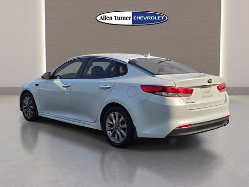Used 2018 Kia Optima LX w/ Convenience Package FWD image 8