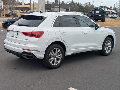 Used 2024 Audi Q3 2.0T Premium Plus image 4