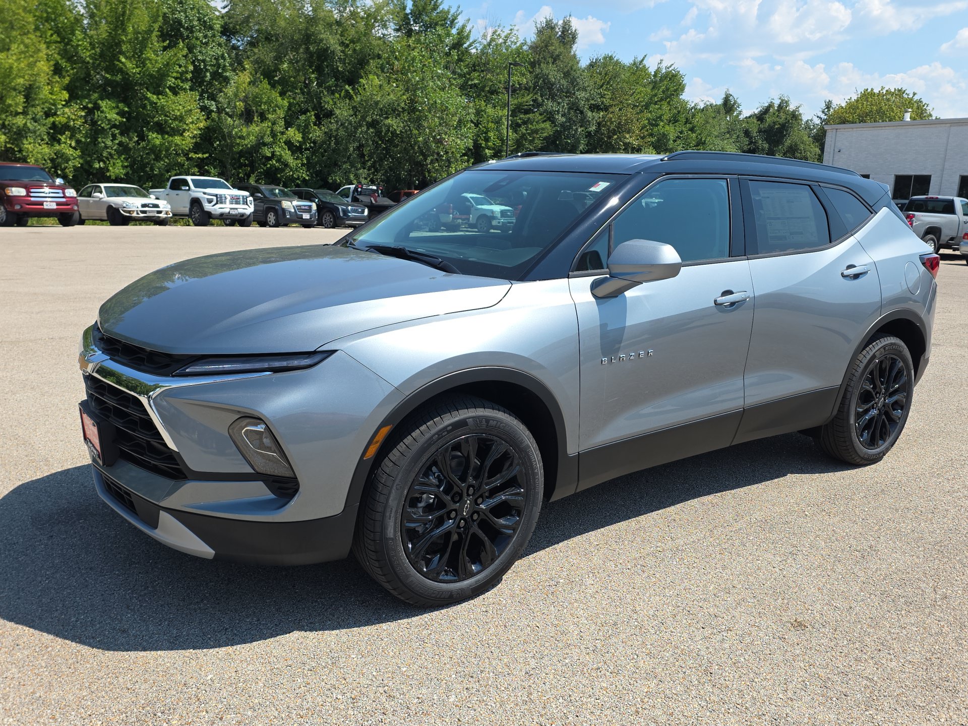 New 2026 Chevrolet Blazer LT w/ Convenience Package FWD image 4