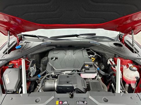 Used 2023 Genesis GV70 2.5T w/ Sport Prestige Package image 10