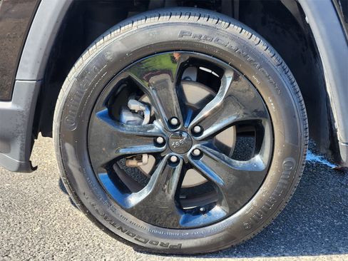 Used 2019 Jeep Compass Altitude image 9