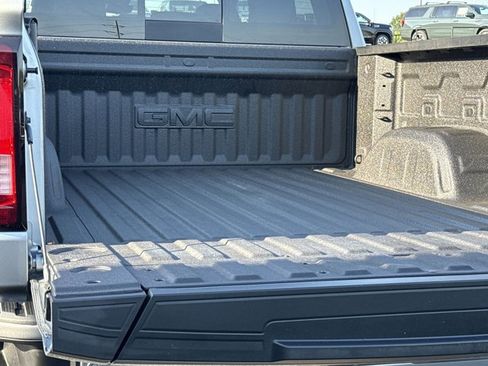 New 2025 GMC Sierra 1500 Denali w/ Technology Package image 10