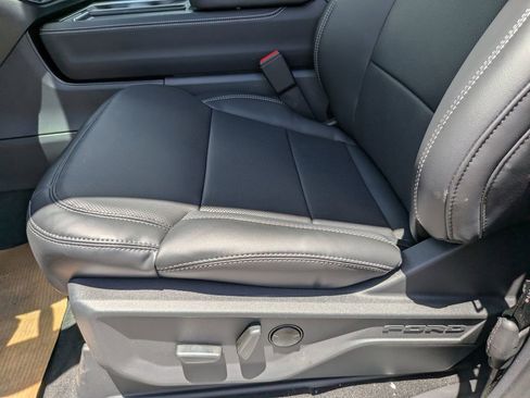 New 2026 Ford Expedition Platinum w/ Driver's Package AWD/4WD image 19