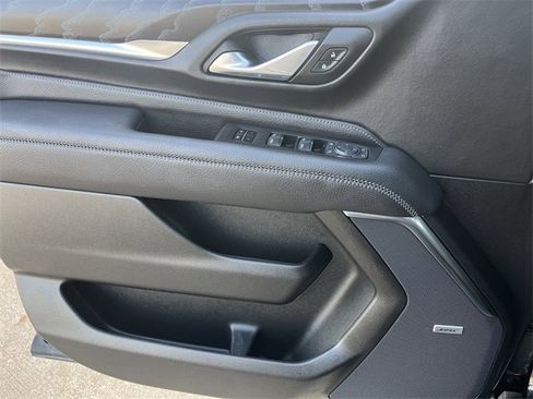 Used 2024 GMC Yukon XL Denali image 26