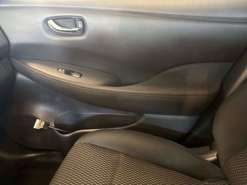 Used 2017 Nissan Leaf S w/ Charge Package image 22