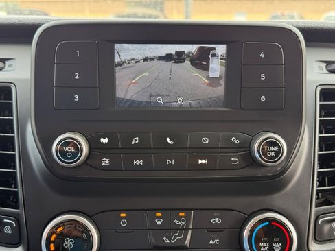 Used 2020 Ford Transit 250 Low Roof RWD image 12