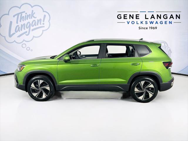 New 2027 Volkswagen Taos SE AWD/4WD image 8