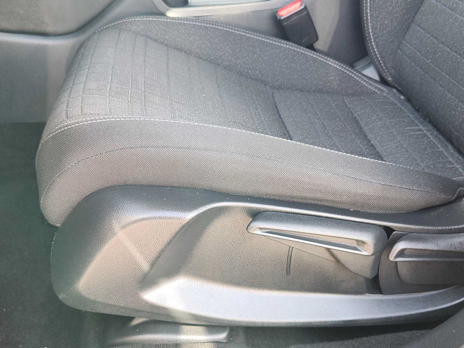 Certified 2024 Honda HR-V LX image 23
