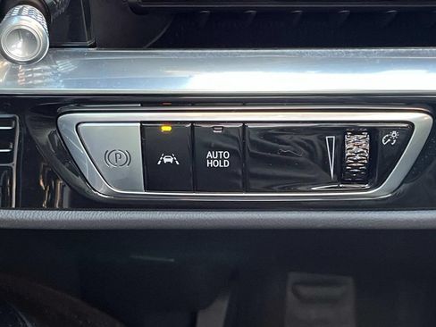 Used 2024 Cadillac Lyriq Sport AWD/4WD image 36