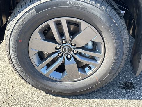 New 2026 Nissan Frontier SV w/ SV Convenience Package image 10