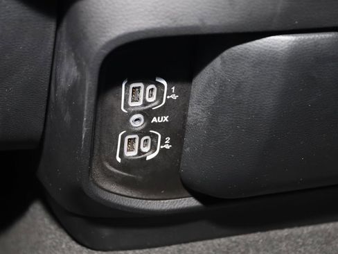 Used 2023 RAM 1500 Big Horn image 28