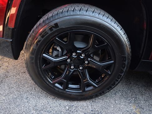 Used 2023 Jeep Wagoneer Series II image 30